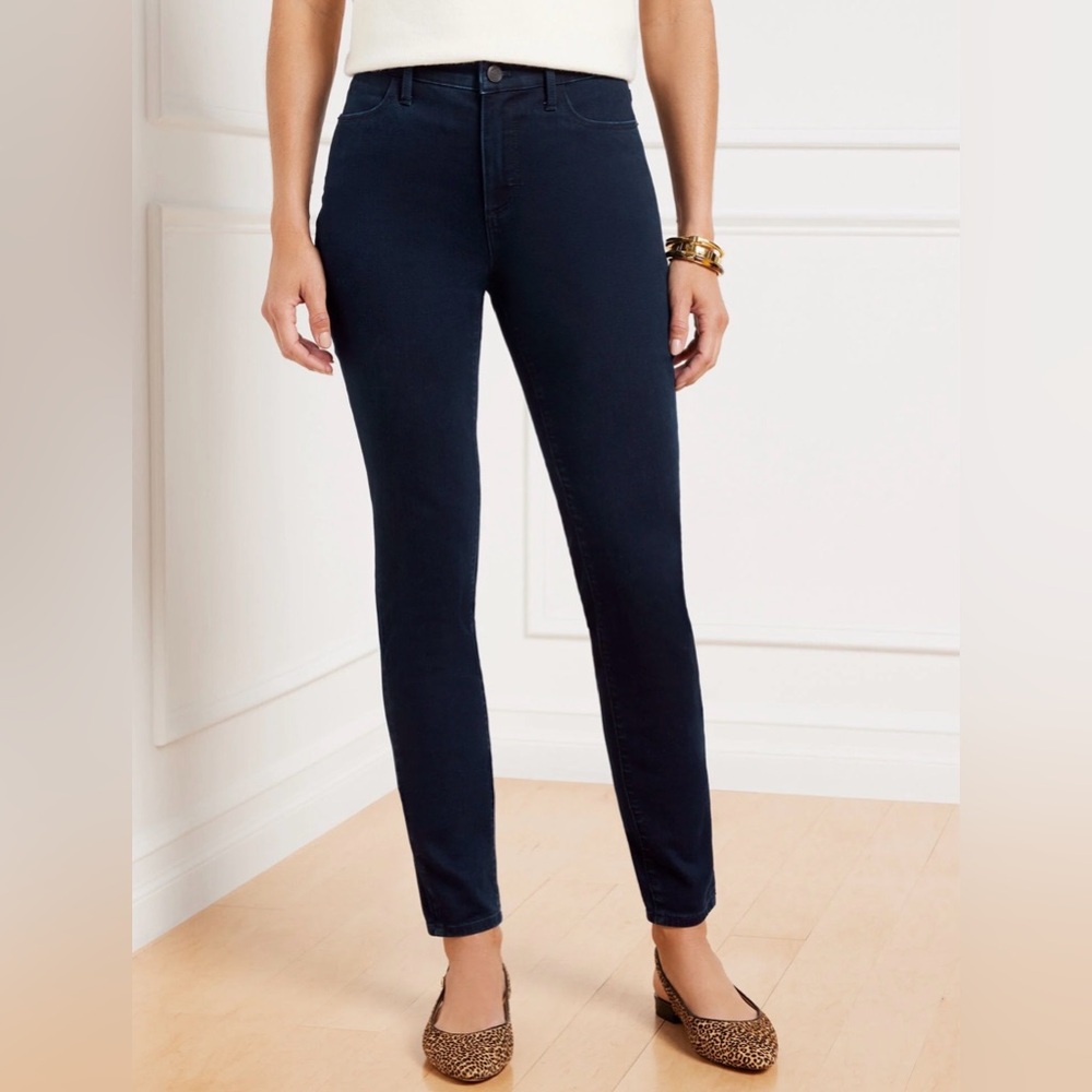 Talbots Women's Jegging Jeans Size 6 Stretch Navy‎ Dark Wash